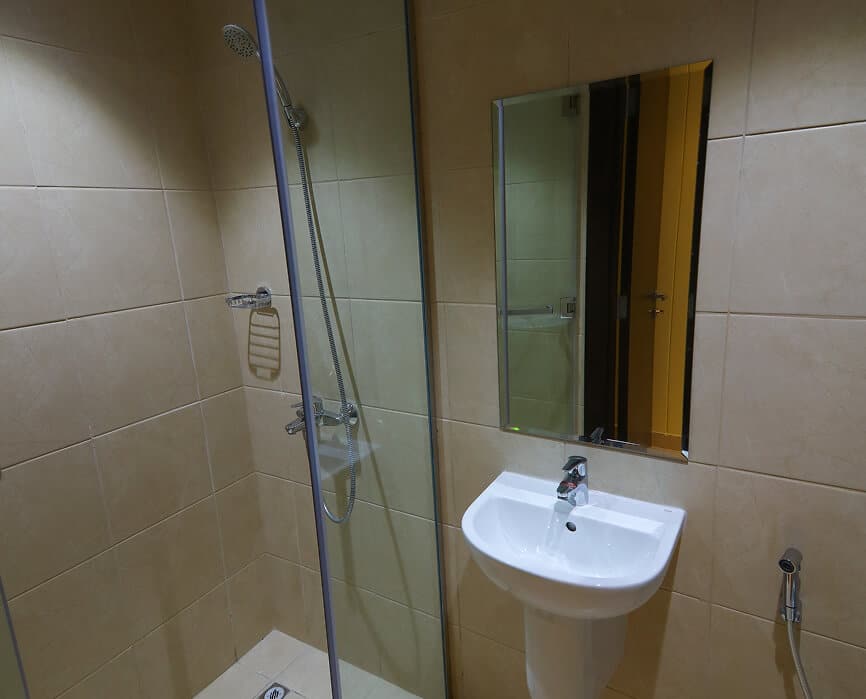 j-one-gallery-slide01